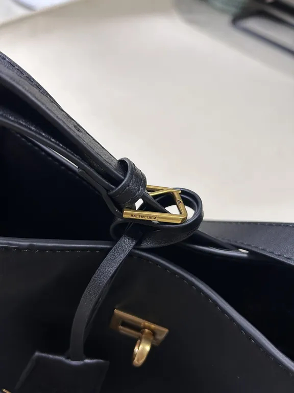 Balenciaga Bag 